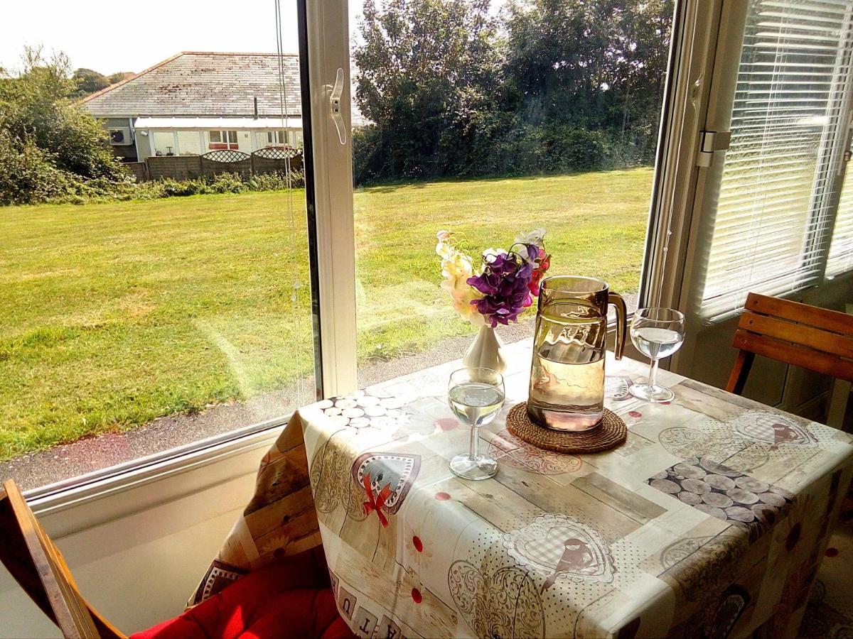 Chalet For Two - Dartmouth Esterno foto